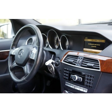 Mercedes - Benz C-klasa  Kombi 2011,  1.8 benzyna, automat - Na sprzedaż za 32 900 zł - Świebodzin - zdjęcie 8