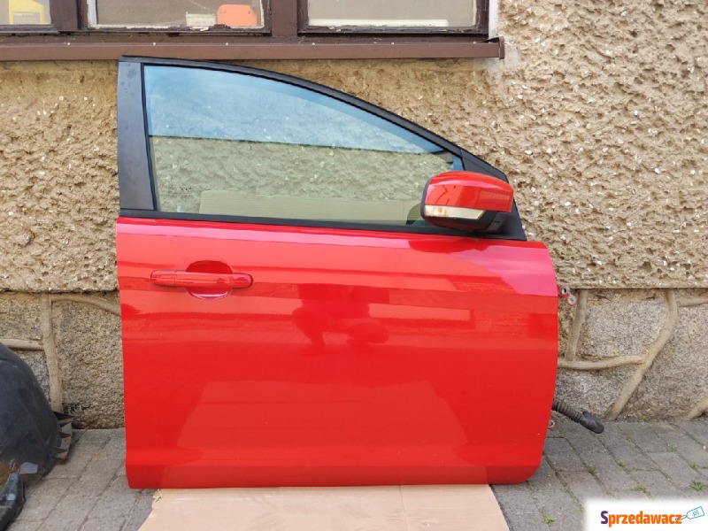 Drzwi prawe przednie Ford Focus Mk2 lift kombi... - Części blacharskie - Zbąszyń
