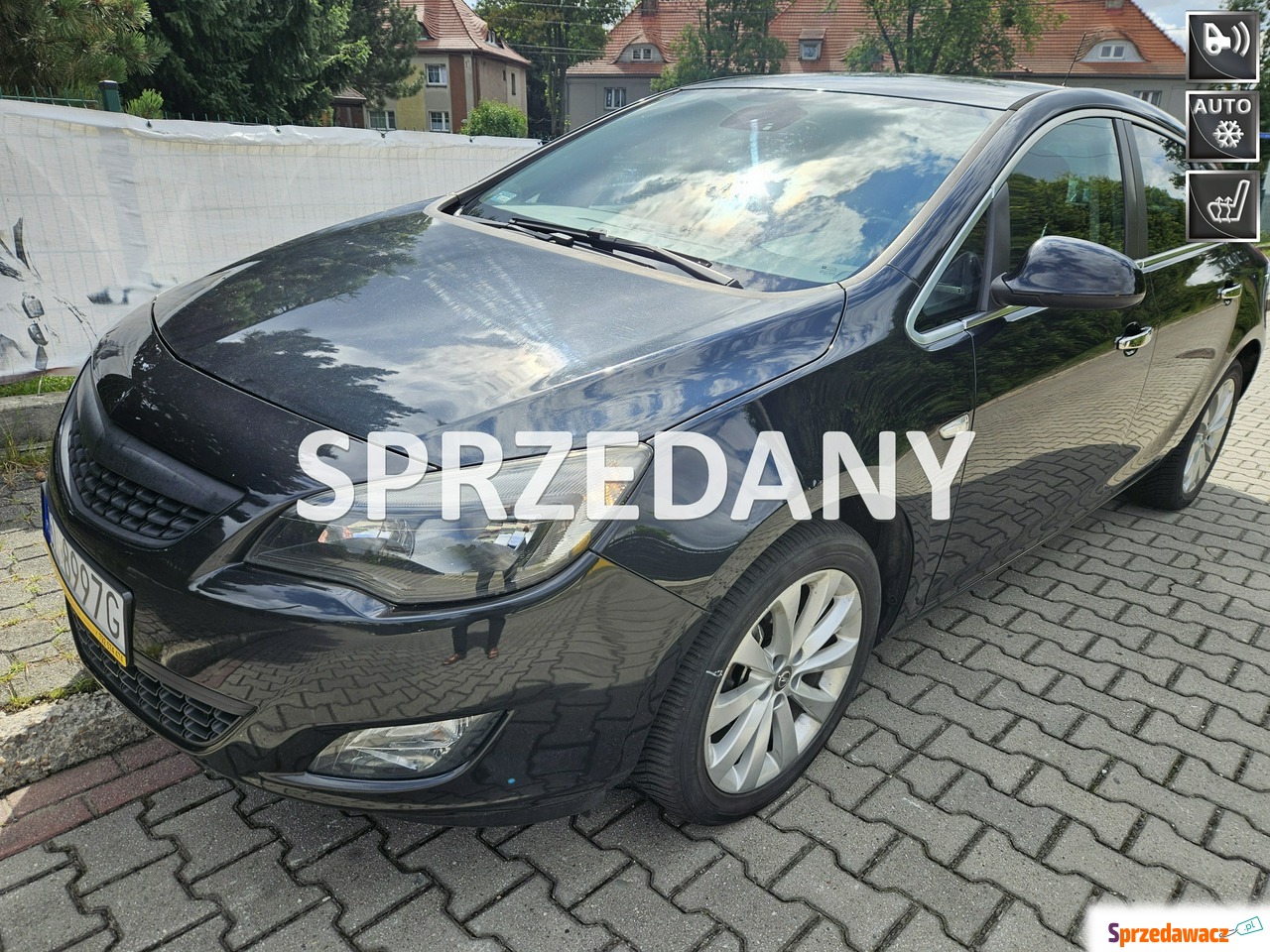 Opel Astra 2012
