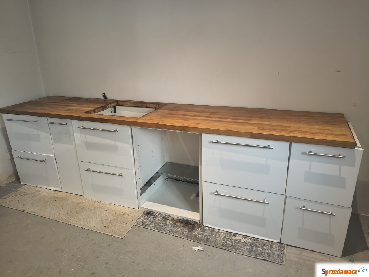 Kuchnia z Ikea +blat dębowy