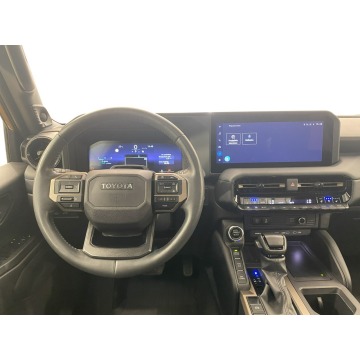 Toyota Land Cruiser  Terenowy 2024,  2.8 diesel, automat - Na sprzedaż za 365 000 zł - Warszawa - zdjęcie 9
