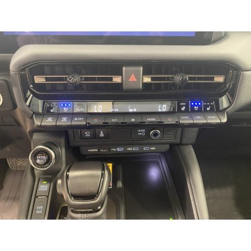 Toyota Land Cruiser  Terenowy 2024,  2.8 diesel, automat - Na sprzedaż za 365 000 zł - Warszawa - zdjęcie 11