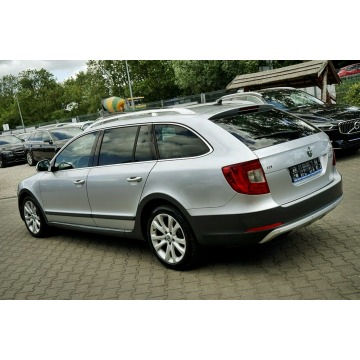 Skoda Superb  Kombi 2013,  1.6 diesel - Na sprzedaż za 26 800 zł - Płock - zdjęcie 3