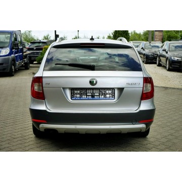 Skoda Superb  Kombi 2013,  1.6 diesel - Na sprzedaż za 26 800 zł - Płock - zdjęcie 5