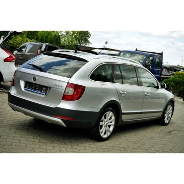 Skoda Superb  Kombi 2013,  1.6 diesel - Na sprzedaż za 26 800 zł - Płock - zdjęcie 7