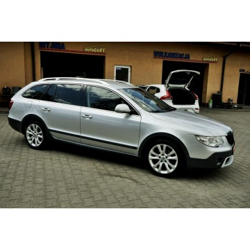 Skoda Superb  Kombi 2013,  1.6 diesel - Na sprzedaż za 26 800 zł - Płock - zdjęcie 12