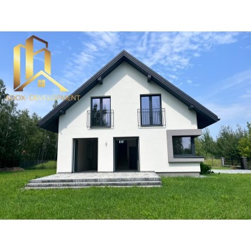 Dom wolnostojący z dużą działką-Jeziórko