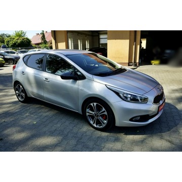 Kia Ceed  Hatchback 2013,  1.6 diesel - Na sprzedaż za 21 400 zł - Płock - zdjęcie 11