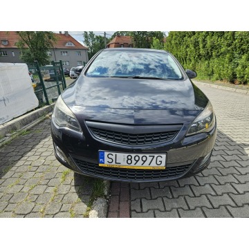Opel Astra  Hatchback 2012,  1.4 benzyna - Na sprzedaż za 17 900 zł - Ruda Śląska - zdjęcie 2