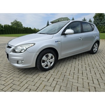 Hyundai i30  Hatchback 2010,  1.6 benzyna - Na sprzedaż za 14 900 zł - Kutno - zdjęcie 7