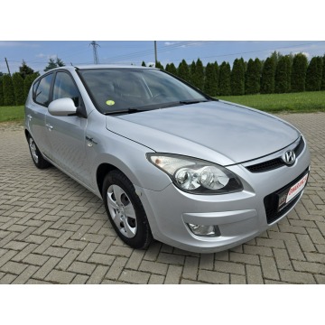 Hyundai i30  Hatchback 2010,  1.6 benzyna - Na sprzedaż za 14 900 zł - Kutno - zdjęcie 2