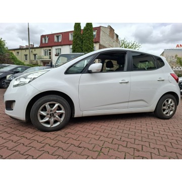 Kia Venga  Hatchback 2011,  1.4 benzyna - Na sprzedaż za 21 300 zł - Lublin - zdjęcie 4