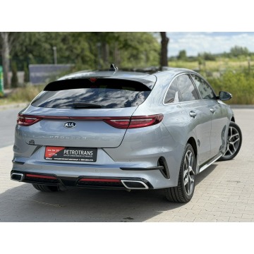 Kia   Kombi 2019,  1.6 diesel, automat - Na sprzedaż za 54 900 zł - Mrągowo - zdjęcie 11