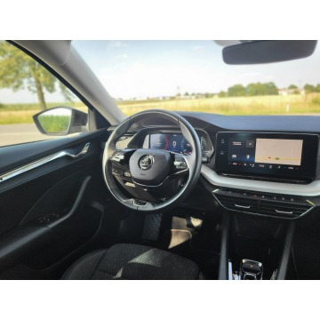 Skoda Octavia  Kombi 2023,  2.0 diesel, automat - Na sprzedaż za 74 907 zł - Zbuczyn - zdjęcie 10