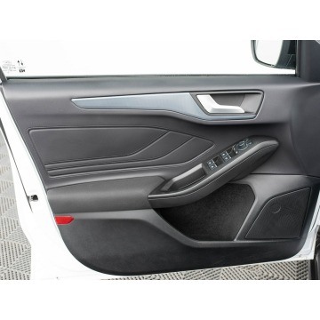 Ford Focus  Kombi 2024,  1.0 benzyna, automat - Na sprzedaż za 90 850 zł - Gdańsk - zdjęcie 9