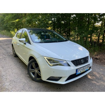 Seat Leon  Hatchback 2013,  1.6 diesel, automat - Na sprzedaż za 29 900 zł - Głogów - zdjęcie 2
