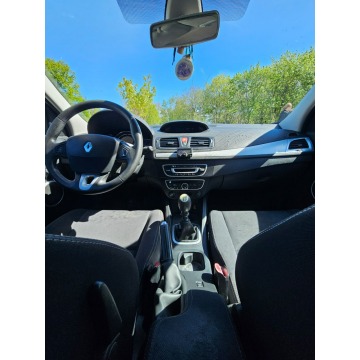 Renault Megane  Kombi 2011,  1.4 benzyna+LPG - Na sprzedaż za 9 900,00 zł - Głogów - zdjęcie 8