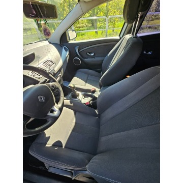 Renault Megane  Kombi 2011,  1.4 benzyna+LPG - Na sprzedaż za 9 900,00 zł - Głogów - zdjęcie 11
