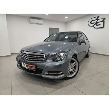 Mercedes C 180 - Elegance 1.8 /Automat/ Roczna Gwarancja GetHelp w cenie / wzorowy stan