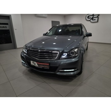 Mercedes - Benz C-klasa  Sedan/Limuzyna 2011,  1.8 benzyna, automat - Na sprzedaż za 45 900 zł - Korczyna - zdjęcie 10