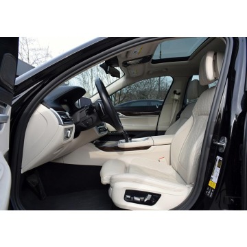 BMW Seria 7  Sedan/Limuzyna 2020,  4.4 benzyna, automat - Na sprzedaż za 219 900 zł - Warszawa - zdjęcie 5