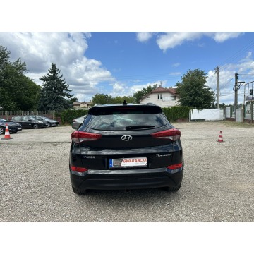 Hyundai Tucson  SUV 2016,  1.7 diesel, automat - Na sprzedaż za 61 900 zł - Warszawa - zdjęcie 8