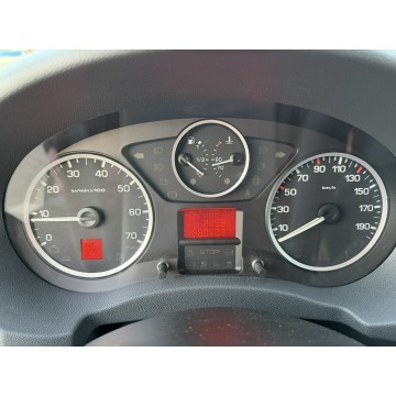 Peugeot Expert 2015,  2.0 diesel, automat - Na sprzedaż za 28 000 zł - Końskie - zdjęcie 11