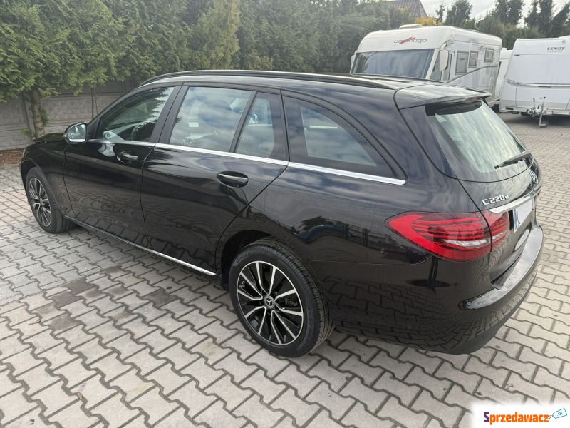 Mercedes - Benz C-klasa  Kombi 2019,  2.0 diesel, automat - Na sprzedaż za 37 900 zł - Zielona Łąka