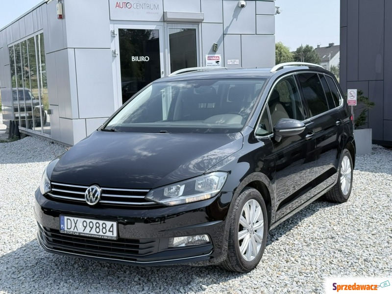 Volkswagen Touran  Minivan/Van 2016,  1.6 diesel - Na sprzedaż za 53 900 zł - Wrocław