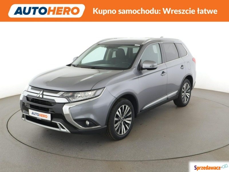 Mitsubishi Outlander  SUV 2018,  2.0 benzyna, automat - Na sprzedaż za 70 300 zł - Warszawa