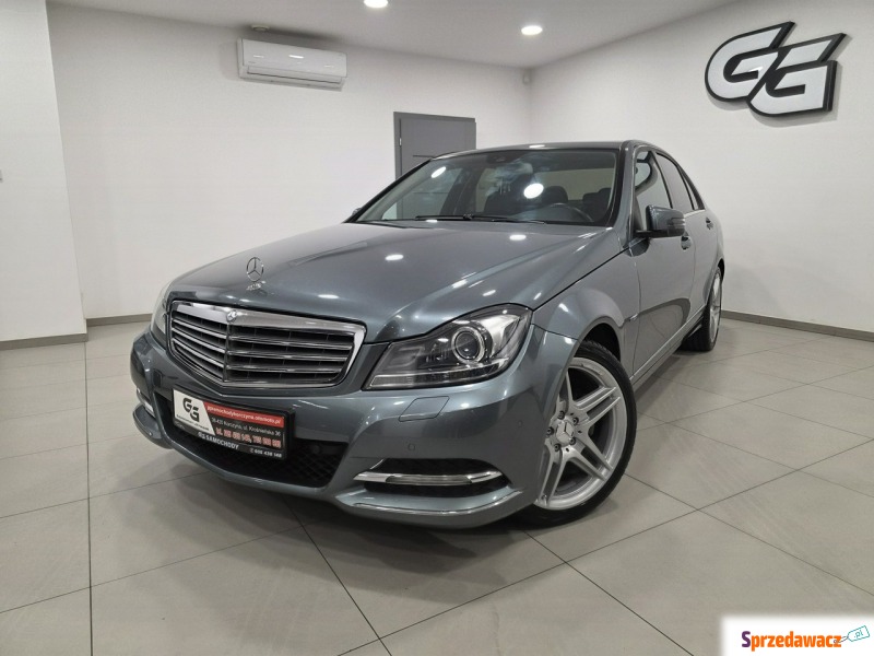 Mercedes - Benz C-klasa  Sedan/Limuzyna 2011,  1.8 benzyna, automat - Na sprzedaż za 45 900 zł - Korczyna