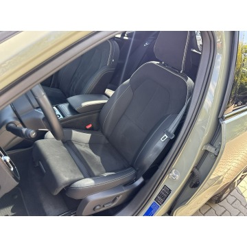 Volvo   SUV 2023,  2.0 benzyna, automat - Na sprzedaż za 124 800 zł - Jawczyce - zdjęcie 11
