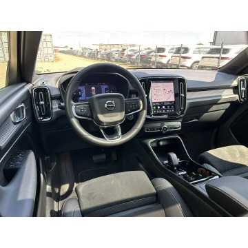 Volvo   SUV 2023,  2.0 benzyna, automat - Na sprzedaż za 124 800 zł - Jawczyce - zdjęcie 12