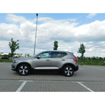 Volvo   SUV 2021,  2.0 diesel, automat - Na sprzedaż za 88 888 zł - Żyrardów - zdjęcie 2