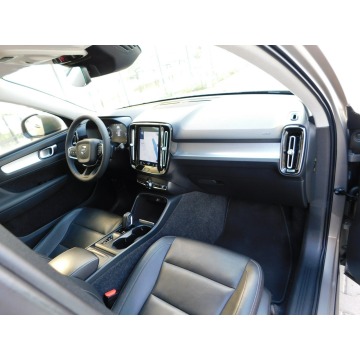 Volvo   SUV 2021,  2.0 diesel, automat - Na sprzedaż za 88 888 zł - Żyrardów - zdjęcie 7
