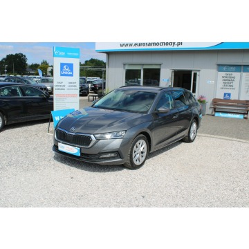 Skoda Octavia  Kombi 2022,  2.0 diesel - Na sprzedaż za 70 900 zł - Warszawa - zdjęcie 2