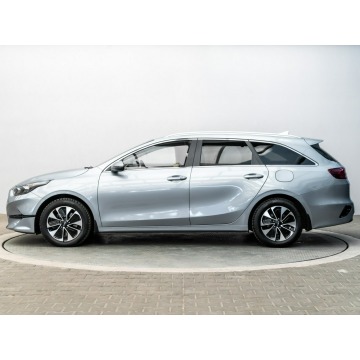 Kia Ceed  Kombi 2025,  1.5 benzyna, automat - Na sprzedaż za 92 900 zł - Poznań - zdjęcie 6