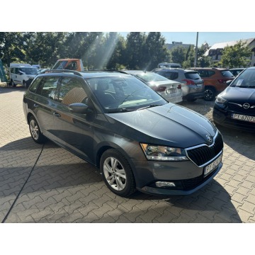 Skoda Fabia  Kombi 2018,  1.0 benzyna+LPG - Na sprzedaż za 19 999 zł - Poznań - zdjęcie 4