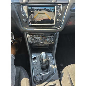 Volkswagen Tiguan  SUV 2017,  2.0 diesel, automat - Na sprzedaż za 77 900 zł - Gniezno - zdjęcie 5