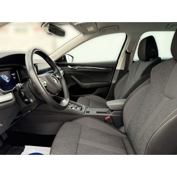 Skoda Octavia  Kombi 2023,  1.4 hybryda, automat - Na sprzedaż za 84 500 zł - Warszawa - zdjęcie 12