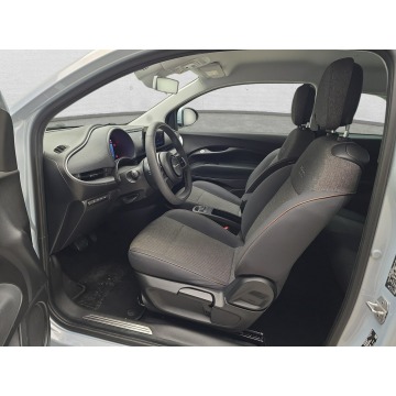 Fiat 500  Hatchback 2022 elektryczny, automat - Na sprzedaż za 75 608 zł - Komorniki - zdjęcie 11