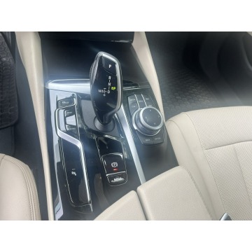 BMW Seria 5  Kombi 2020,  2.0 diesel, automat - Na sprzedaż za 99 500 zł - Kobylnica - zdjęcie 11