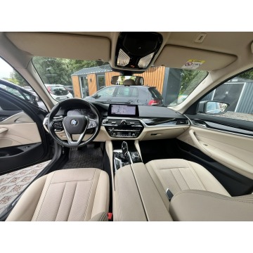 BMW Seria 5  Kombi 2020,  2.0 diesel, automat - Na sprzedaż za 99 500 zł - Kobylnica - zdjęcie 12