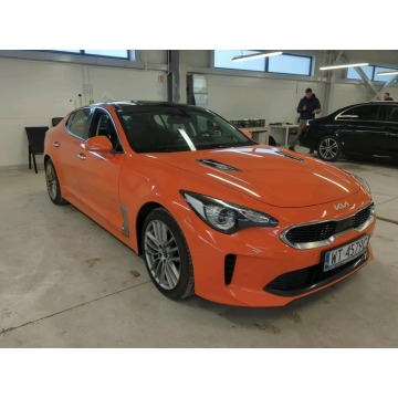 Kia Stinger  Hatchback 2020,  2.0 benzyna, automat - Na sprzedaż za 108 800 zł - Pęcice - zdjęcie 1