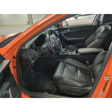 Kia Stinger  Hatchback 2020,  2.0 benzyna, automat - Na sprzedaż za 108 800 zł - Pęcice - zdjęcie 6