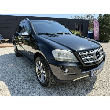 Mercedes - Benz ML-klasa  SUV 2010,  3.0 diesel, automat - Na sprzedaż za 39 900 zł - Pęcice - zdjęcie 3