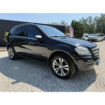 Mercedes - Benz ML-klasa  SUV 2010,  3.0 diesel, automat - Na sprzedaż za 39 900 zł - Pęcice - zdjęcie 2