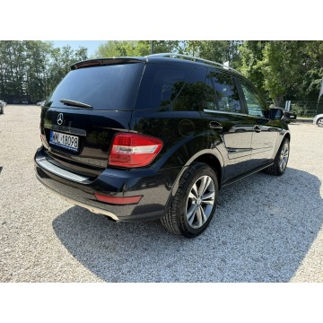 Mercedes - Benz ML-klasa  SUV 2010,  3.0 diesel, automat - Na sprzedaż za 39 900 zł - Pęcice - zdjęcie 12