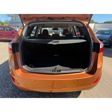 Hyundai i30  Kombi 2016,  1.4 benzyna - Na sprzedaż za 35 900 zł - Słupsk - zdjęcie 12