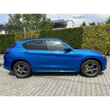 Alfa Romeo Stelvio  SUV 2019,  2.0 benzyna, automat - Na sprzedaż za 89 500 zł - Tarnów - zdjęcie 3